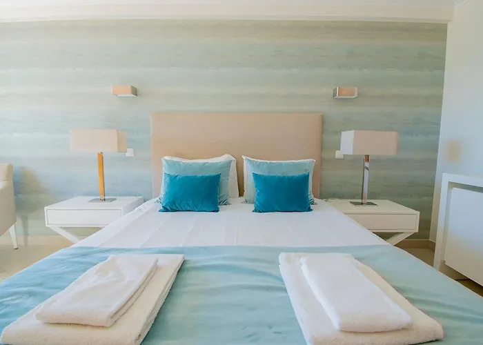 Bay L - Casa Mar Azul