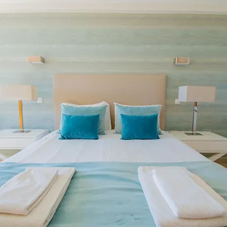 Bay L - Casa Mar Azul